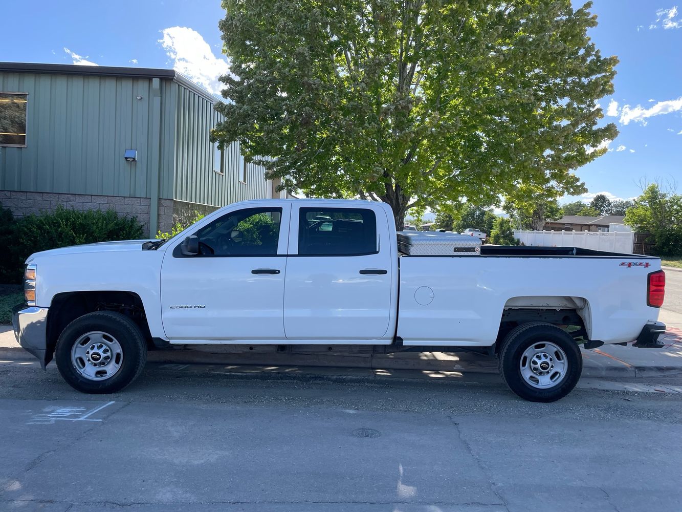 chevrolet silverado 2500hd 2016 1GC1KUEG9GF176659 image chevrolet silverado 2500hd 2016 1GC1KUEG9GF176659 image